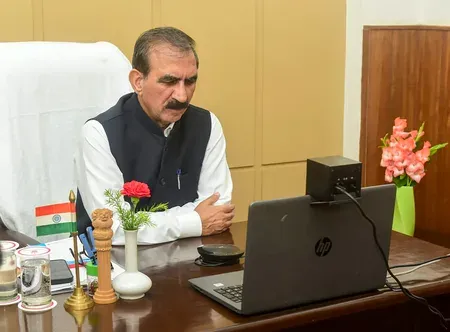हमीरपुर के नेरी में देश का पहला स्वदेशी बायोचार प्लांट, 10 साल में 28,800 कार्बन क्रेडिट का लक्ष्य