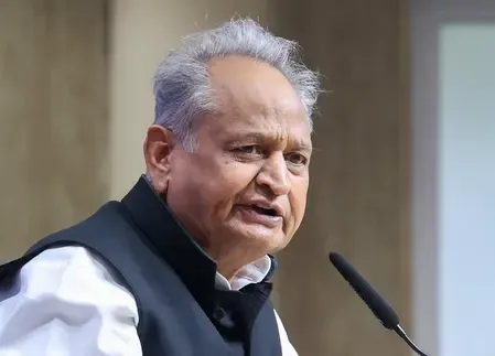 गहलोत का BJP पर बड़ा हमला: राजस्थान नगर निगम चुनावों में पुलिस-प्रशासन के दुरुपयोग का आरोप