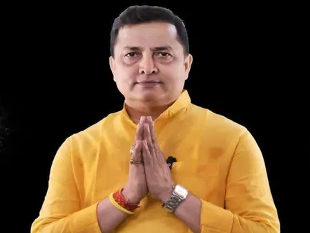 कोलकाता: BJP विधायक रितेश तिवारी ने दुर्गा पूजा समिति पर ताला जिमखाना मैदान में अवैध कब्जे का लगाया आरोप