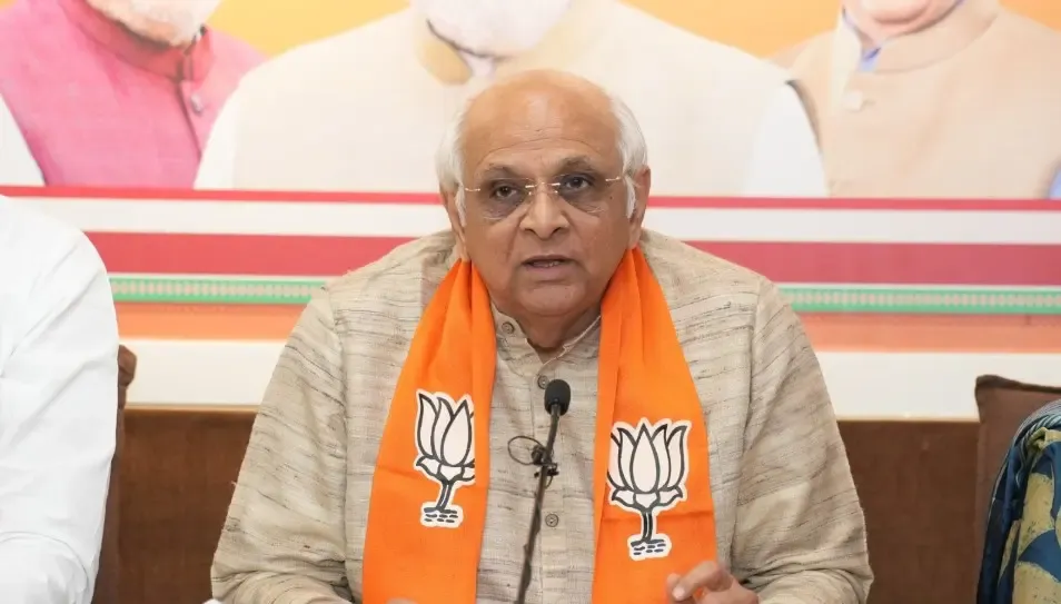 गुजरात: सीएम पटेल ने कांग्रेस पर लगाया महिलाओं का विरोध करने का आरोप