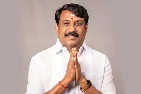 तमिलनाडु भाजपा में बदलाव के संकेत, नैनार नागेंद्रन के दिल्ली दौरे के बाद अटकलें तेज