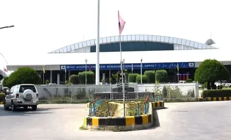 केंद्र सरकार ने श्रीनगर अंतरराष्ट्रीय हवाई अड्डे पर 1,677 करोड़ रुपए में सिविल एन्क्लेव के विकास को दी स्वीकृति