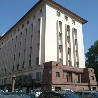 केंद्र ने सोना युक्त कीमती मिश्र धातुओं के आयात पर लगाया प्रतिबंध 