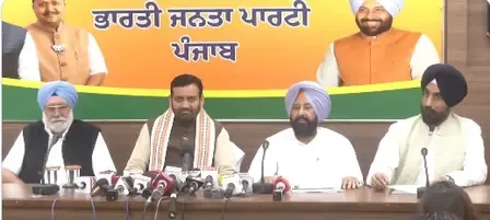 भाजपा में शामिल हुए प्रकाश सिंह बादल के करीबी मेजर भूपिंदर ढिल्लों, AAP-अकाली नेता भी पार्टी में