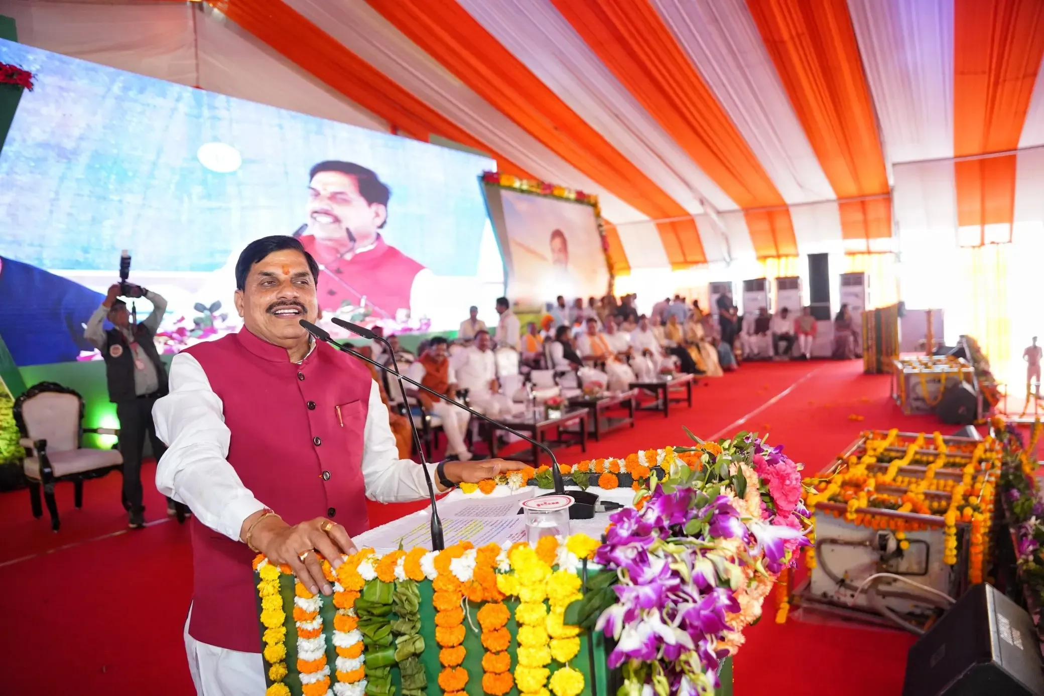 मध्य प्रदेश: मुख्यमंत्री मोहन यादव ने किसानों से फसल अवशेष जलाने से रोकने की की अपील