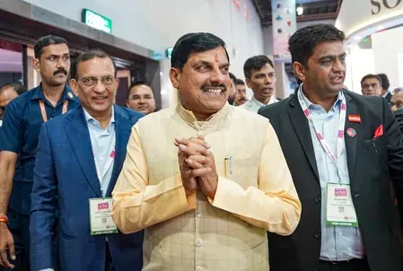 झाबुआ में CM मोहन यादव देंगे ₹300 करोड़ का ऋण, 215 स्वयं सहायता समूहों को मिलेगा सीधा लाभ