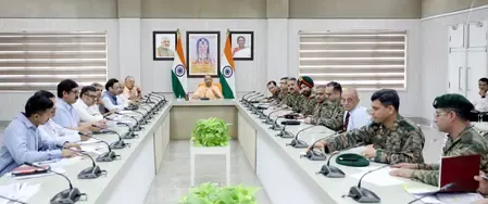 क्या मुख्यमंत्री योगी आदित्यनाथ ने गोमती नदी के पुनरुद्धार कार्य की समीक्षा की?
