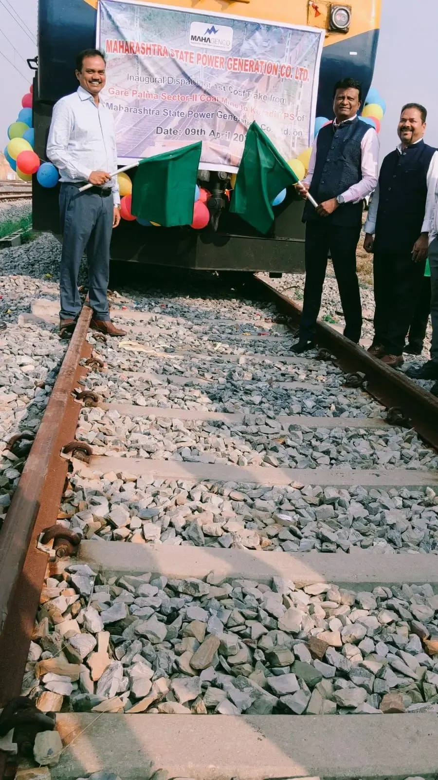 गारे पाल्मा सेक्टर-2 खदान से कोयले की आपूर्ति शुरू, छत्तीसगढ़ और महाराष्ट्र के बीच ऊर्जा संबंधों में मजबूती