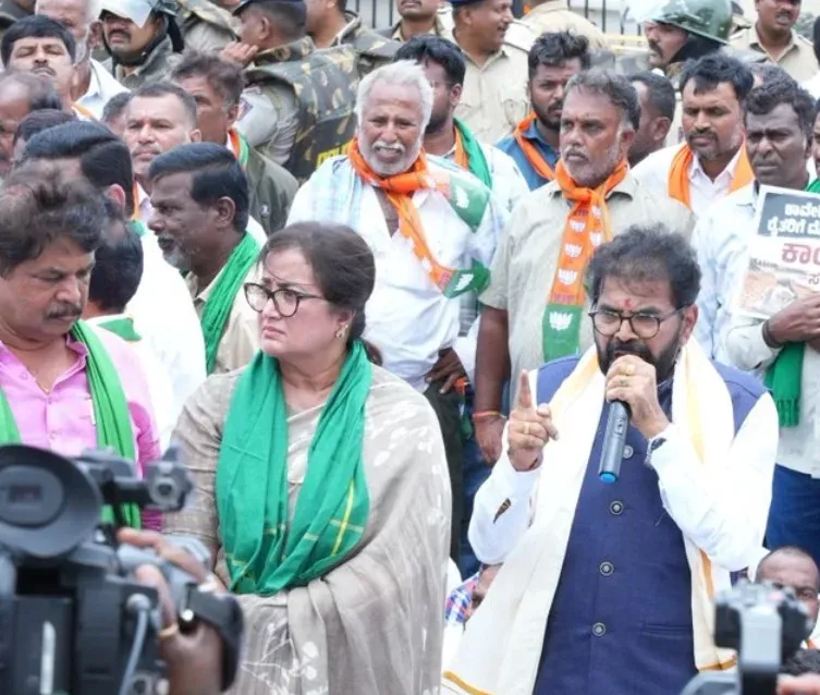 कर्नाटक भाजपा का आरोप: पद खाली हुए बिना कांग्रेस ने घोषित किए विधायी पदाधिकारियों के नाम, संविधान उल्लंघन का दावा