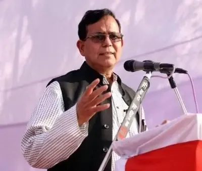पश्चिम बंगाल: सीपीआईएम ने चुनाव आयोग से बीडीओ के खिलाफ कार्रवाई करने की अपील की
