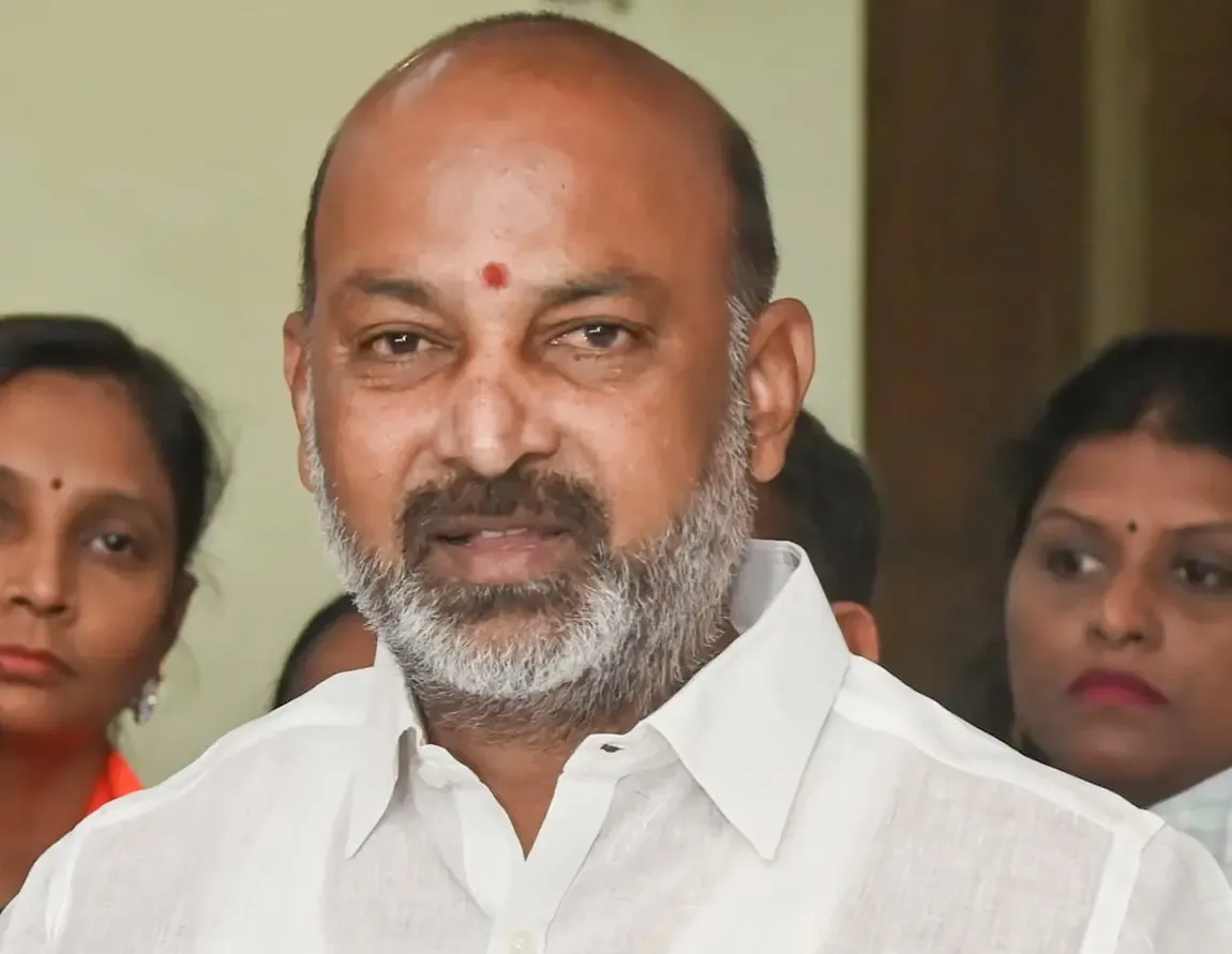 क्या पिछले तीन वर्षों में साइबर अपराधों में 60 प्रतिशत से अधिक की वृद्धि हुई है?