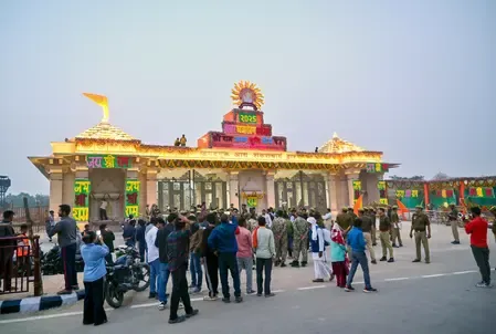 क्या अयोध्या में राम मंदिर के ध्वजारोहण समारोह के कारण दर्शन बंद रहेंगे?