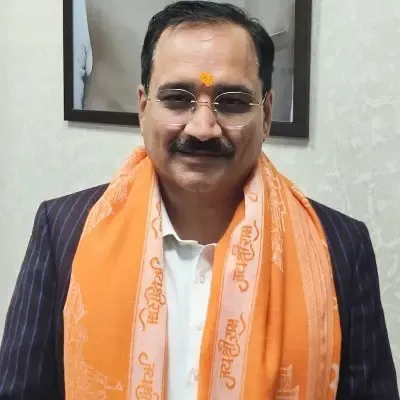 दिल्ली भाजपा अध्यक्ष वीरेंद्र सचदेवा ने नई ईवी नीति के मसौदे का किया स्वागत