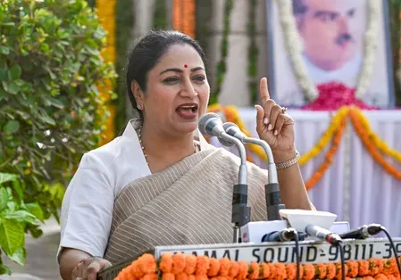 जनसुनवाई में मिली शिकायत पर एक्शन, दिल्ली की सीएम ने फोर्टिस अस्पताल की जांच के दिए आदेश