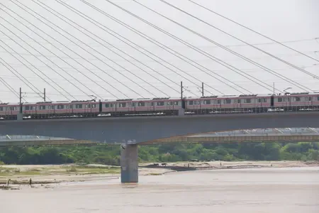 दिल्ली मेट्रो सारथी ऐप का नया रिकॉर्ड: 1 करोड़ डाउनलोड, हर हफ्ते 82 लाख बार खुलता है ऐप