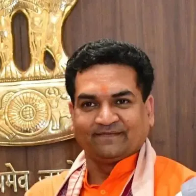 दिल्ली के मंत्री कपिल मिश्रा ने राजस्थान दिवस समारोह में सांस्कृतिक उत्सव का किया आयोजन