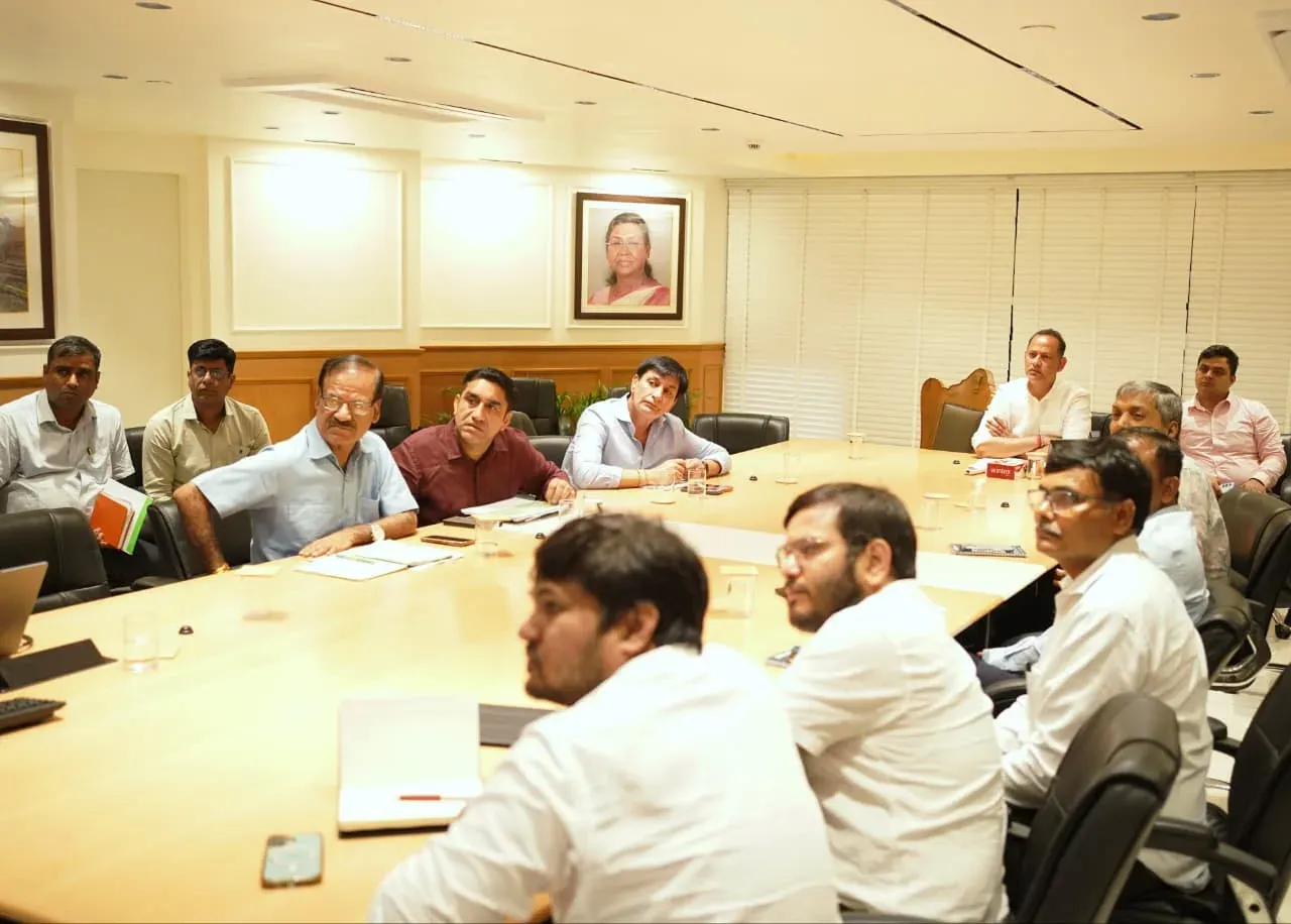 बवाना एलिवेटेड कॉरिडोर: मंत्री रविंद्र इंद्राज सिंह ने PWD को दिए ग्रामीण कनेक्टिविटी के सुझाव