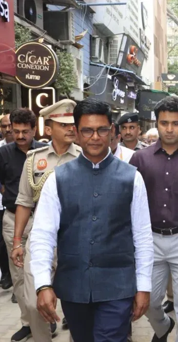मानसून 2026: NDMC ने 1 जुलाई से 30 सितंबर तक दिल्ली में सड़क कटाई पर लगाया प्रतिबंध