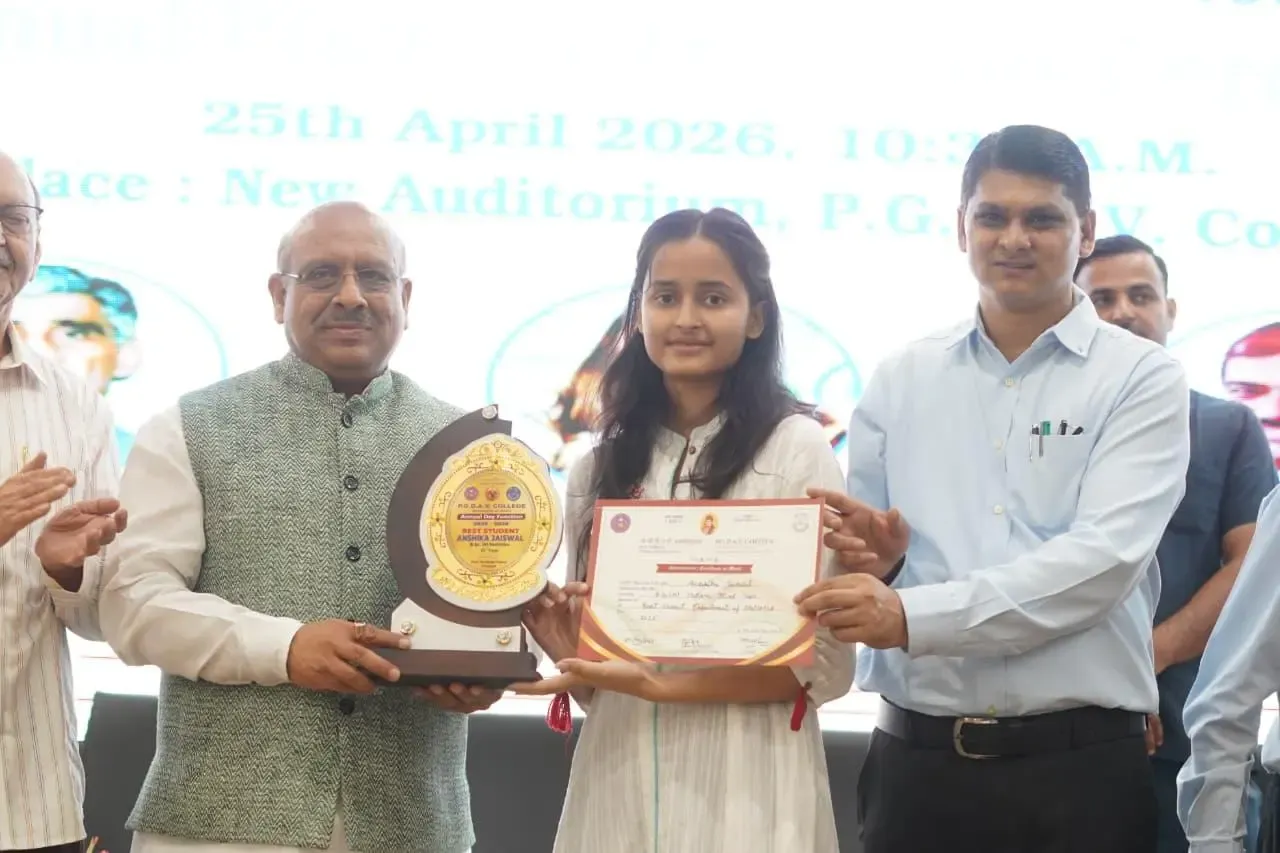 चरित्र निर्माण पर स्पीकर विजेंद्र गुप्ता का युवाओं को संदेश — 'डिग्री नहीं, चरित्र बनाएगा विकसित भारत'