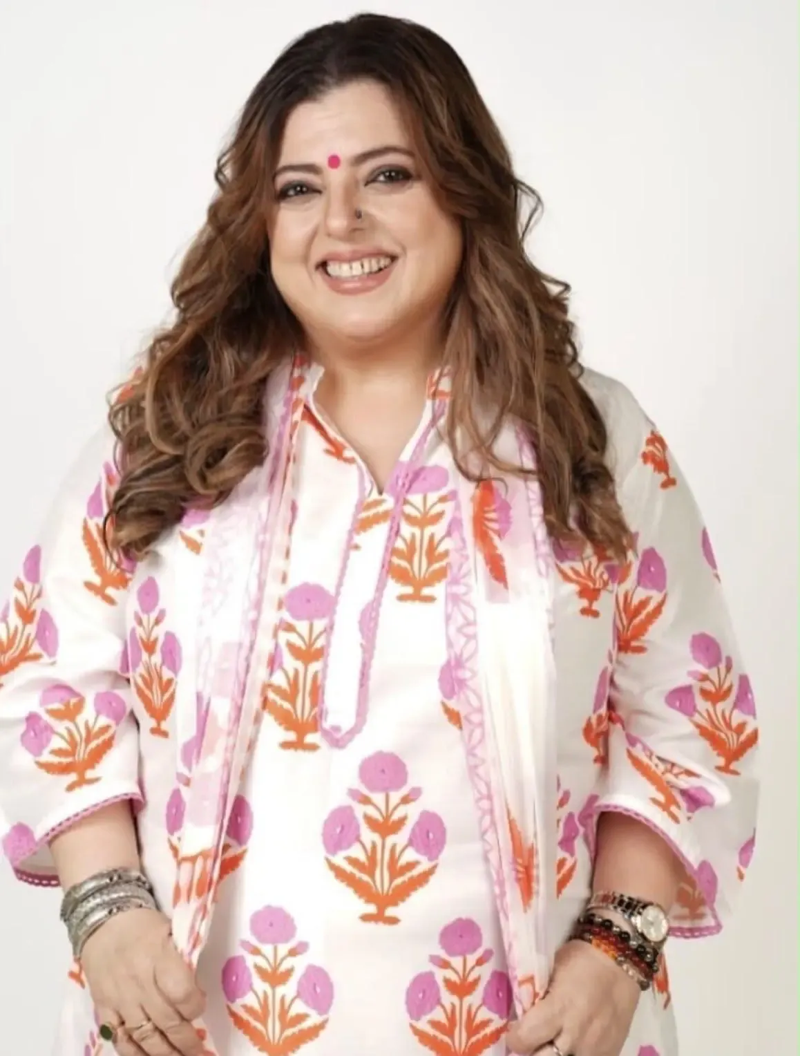 डेलनाज ईरानी का बॉलीवुड ब्यूटी प्रेशर पर बेबाक बयान: 'खुद को स्वीकार करना सबसे ज़रूरी'