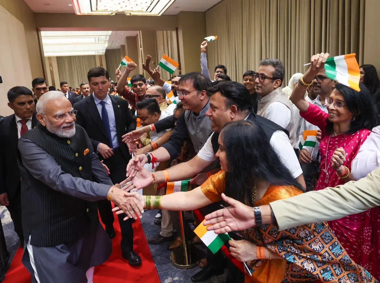 ताशकंद में PM मोदी बोले — भारतीय प्रवासी समुदाय है भारत-उज्बेकिस्तान के बीच जीवंत सेतु