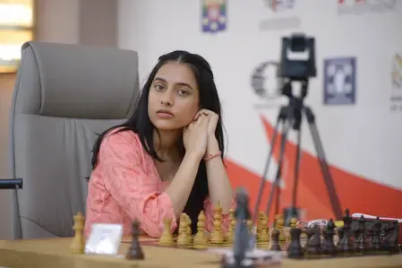 महिला चेस वर्ल्ड चैंपियन 2025 : 19 वर्षीय दिव्या देशमुख ने रचा इतिहास, पीएम मोदी ने दी बधाई
