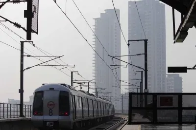 डीएमआरसी ने स्वतंत्रता दिवस से पहले लोगों से एलिवेटेड मेट्रो लाइनों के पास पतंग न उड़ाने की अपील की 