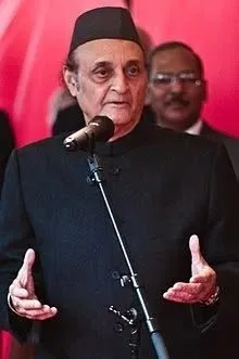 कश्मीरियत सहअस्तित्व की आत्मा है, धर्म से ऊपर मानवता: कर्ण सिंह का श्रीनगर में संदेश