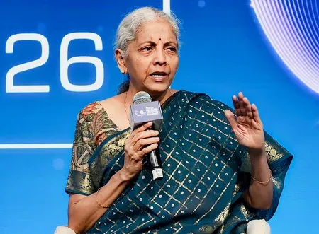 ईसीएलजीएस 5.0 के तहत 4.11 लाख से अधिक गारंटी जारी, 1.55 लाख करोड़ रुपए का ऋण हुआ स्वीकृत: सरकार