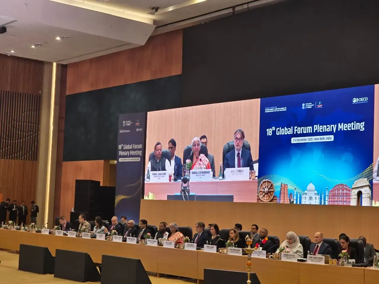 क्या पारदर्शिता का विकास पर प्रभाव पड़ता है? : वित्त मंत्री