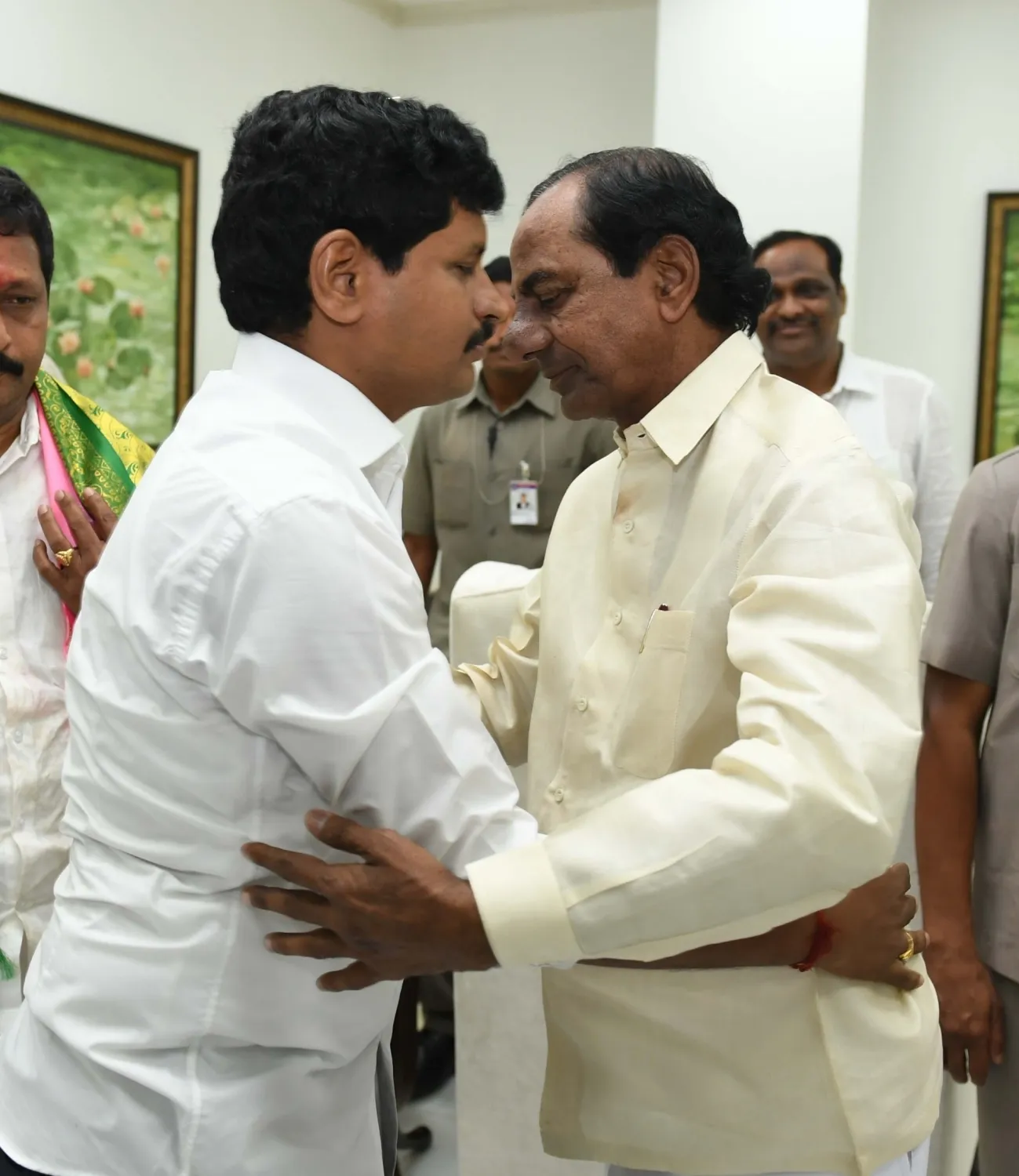 क्या फोन टैपिंग मामले में एसआईटी के समक्ष पेश हुए पूर्व बीआरएस सांसद संतोष राव?