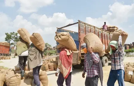नए लेबर कोड 'आत्मनिर्भर भारत' की दिशा में फ्यूचर रेडी वर्कफोर्स और मजबूत इंडस्ट्री की नींव