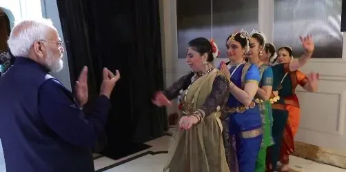 रोम में PM मोदी की सराहना: इतालवी कलाकारों ने कुचिपुड़ी, भरतनाट्यम और कथक से किया स्वागत