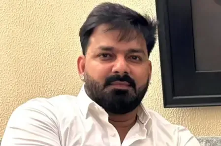 बिहार: पवन सिंह की पत्नी ज्योति सिंह के खिलाफ आचार संहिता उल्लंघन का मामला दर्ज