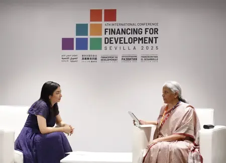 द्विपक्षीय संबंधों को बढ़ावा देने के लिए वित्त मंत्री सीतारमण ने स्पेन में प्रमुख नेताओं से की मुलाकात 