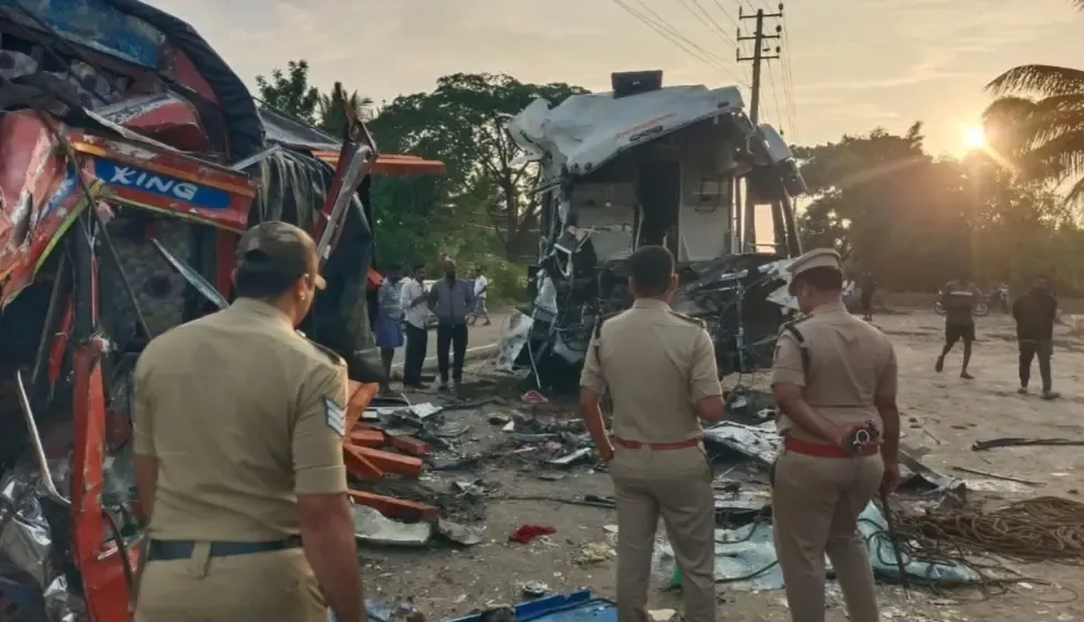 मैसूरु बस-ट्रक टक्कर: पिरियापटना में 4 की मौत, 31 घायल; तड़के 3:30 बजे हुआ हादसा