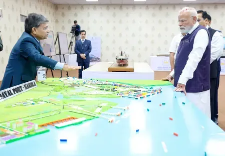क्या भारत के शिपबिल्डिंग और मैरीटाइम इकोसिस्टम को पुनर्जीवित करने के लिए सरकार का 8 बिलियन डॉलर का पैकेज महत्वाकांक्षा का संकेत है? : पीएम मोदी