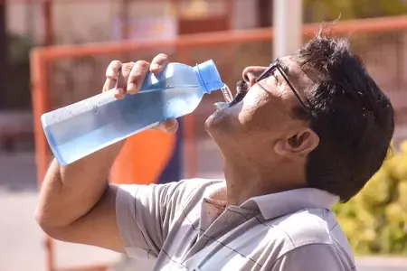 अहमदाबाद में 45 हीट हॉटस्पॉट्स चिन्हित, तापमान 44°C तक पहुँचने की आशंका; AMC ने जारी की एडवाइजरी