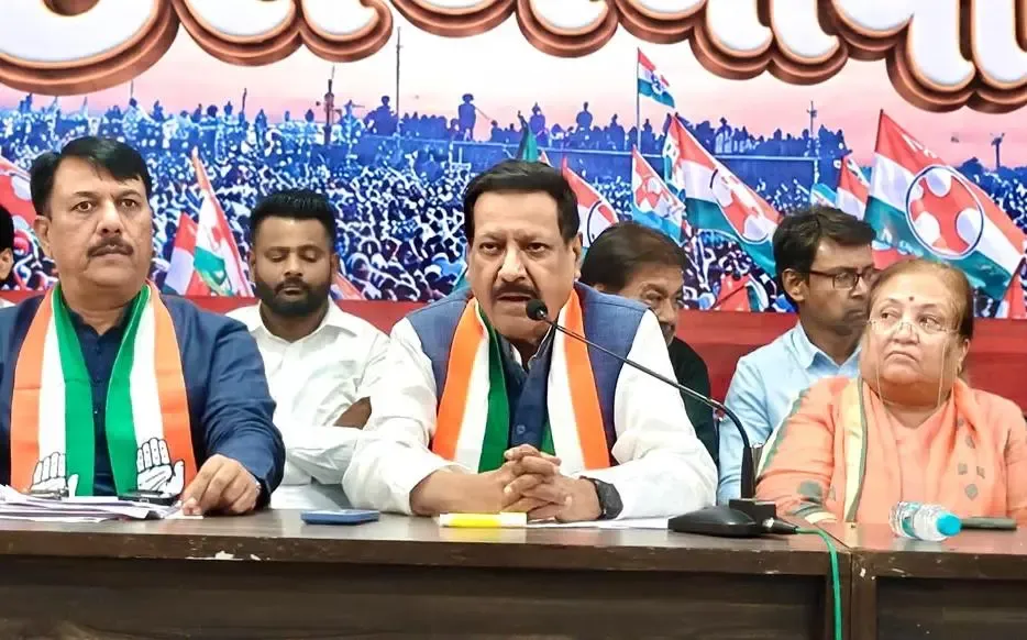 गुजरात कांग्रेस का 'वोट बचाओ' अभियान: हर बूथ पर नियुक्त होंगे 'वोट संरक्षक', 1 नवंबर को दिल्ली में राष्ट्रव्यापी रैली