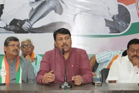 उमरेठ उपचुनावः कांग्रेस पार्टी के चार पर्यवेक्षक उम्मीदवार चयन के लिए लेंगे साक्षात्कार 