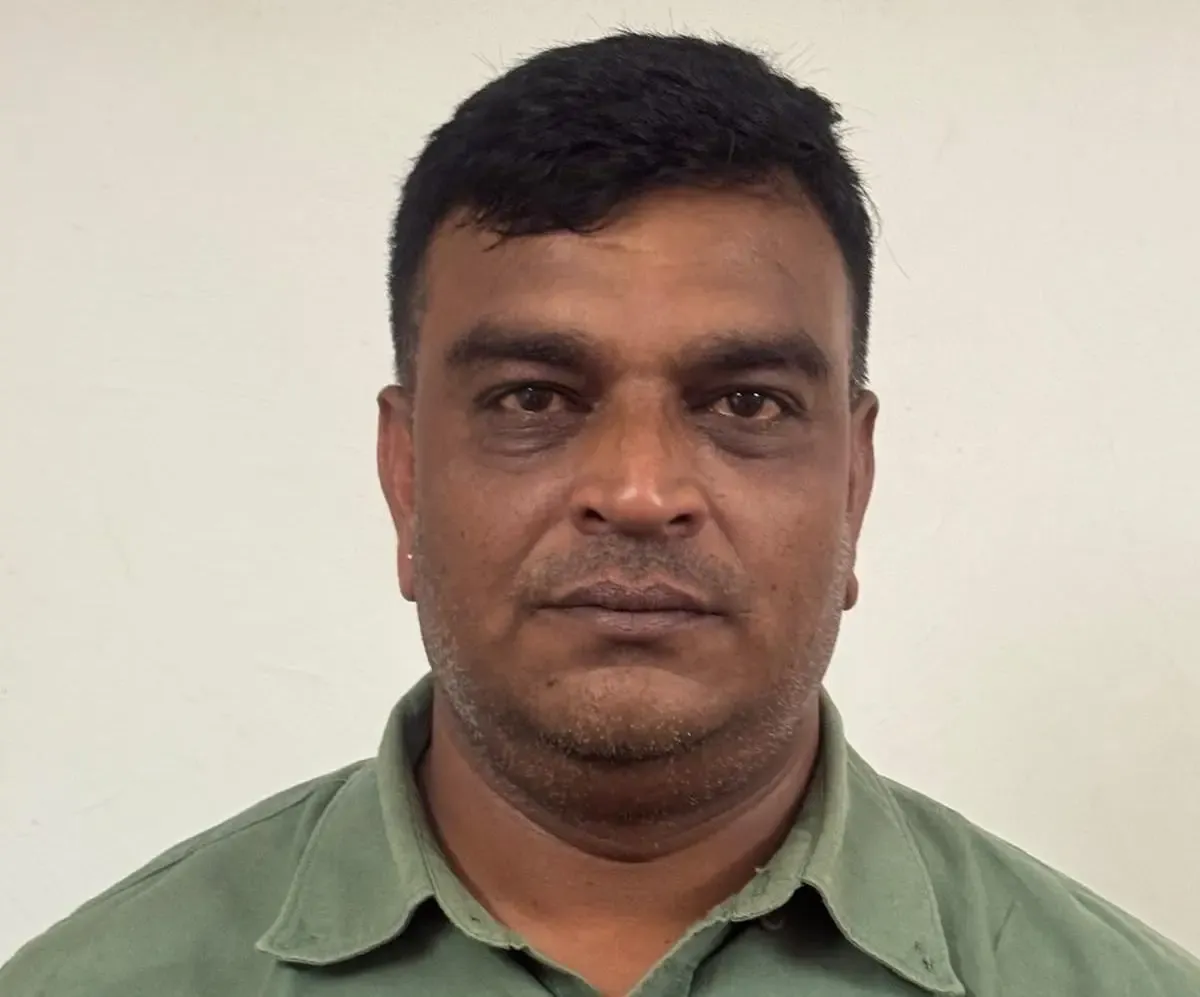 गुजरात ACB का बड़ा एक्शन: आणंद में ₹2 लाख रिश्वत लेते पकड़ाया आरोपी, कार से ₹49 लाख नकद बरामद