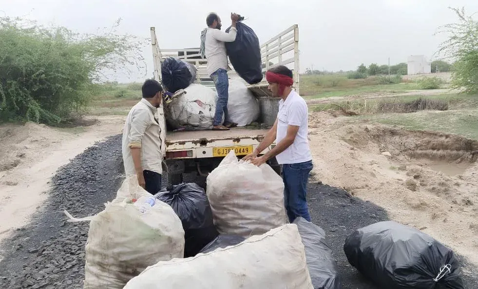 नलसरोवर पक्षी अभयारण्य: ₹2.94 करोड़ के प्लास्टिक प्रबंधन प्रोजेक्ट से संरक्षण और रोज़गार दोनों का लक्ष्य