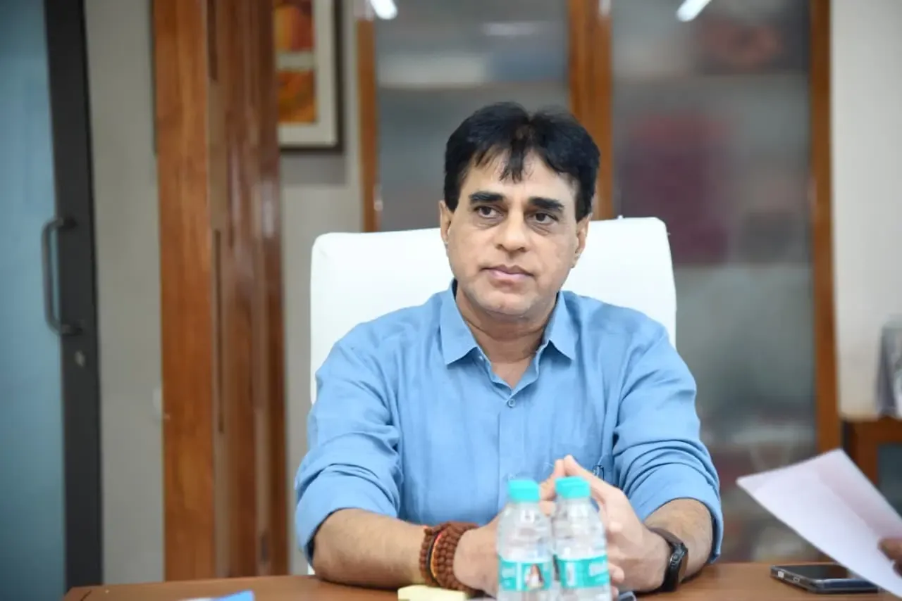 गुजरात खाद्य सुरक्षा अभियान: 1,018 किलो संदिग्ध पनीर नष्ट, 4,193 इकाइयों की जांच और ₹2.84 लाख जुर्माना