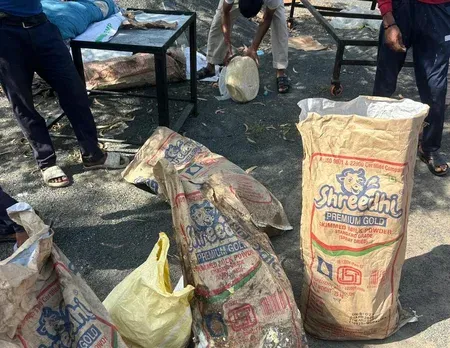 गुजरात: सबरकांठा डेयरी छापे में ₹5.10 लाख का 2,548 किलो मिलावटी मावा जब्त, लाइसेंस निलंबित