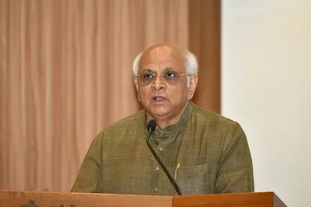 गुजरात सरकार का बड़ा फैसला, बिजली ट्रांसमिशन परियोजनाओं से प्रभावित किसानों को मिलेगा बाजार मूल्य का दोगुना मुआवजा