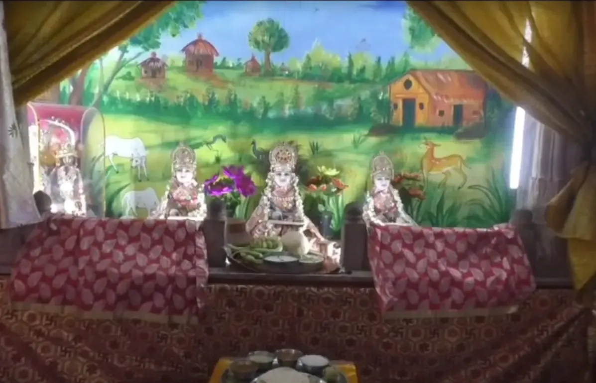 भीषण गर्मी का प्रभाव: उज्जैन के संदीपनि आश्रम में भगवान कृष्ण की सेवा में नया बदलाव