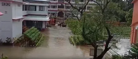 असम में भारी बारिश: सिलचर और श्रीभूमि में बाढ़ जैसे हालात, श्रीभूमि में करंट लगने से एक की मौत