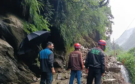 भारी बारिश से उत्तराखंड बेहाल, 142 सड़कें प्रभावित, मौसम विभाग ने जारी किया येलो अलर्ट