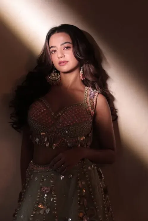 हेली शाह का OTT डेब्यू: 'गुल्लक' सीज़न 5 से टीवी का कम्फर्ट जोन तोड़ा, बोलीं- काम से बनेगी पहचान