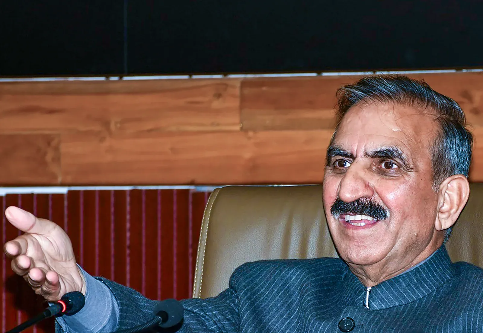 हिमाचल में संविदा चिकित्सा अधिकारियों का वेतन 78% बढ़ा, ₹33,660 से सीधे ₹60,000
